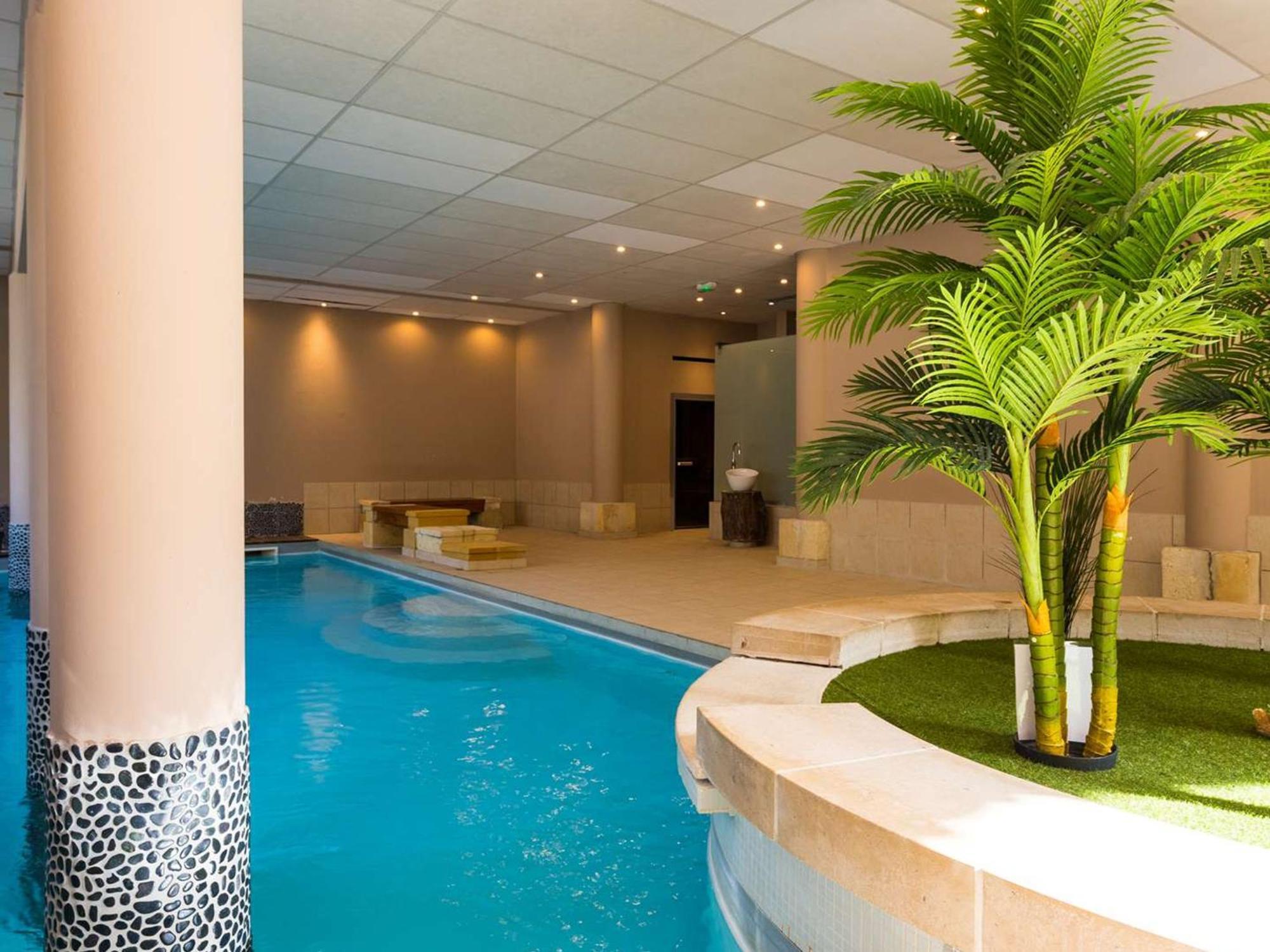 Appartement 10 Pers Avec Piscine, Sauna Et Parking En Centre-Ville De Saint-Lary-Soulan - Fr-1-296-394 Exteriör bild